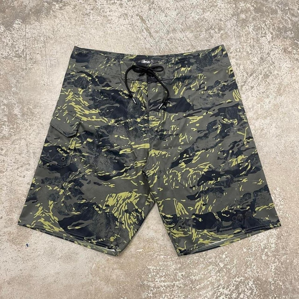Oakley Digi Tiger Camo Wide Leg Technical Gorpcore Hiking Shorts Mens 33 Green